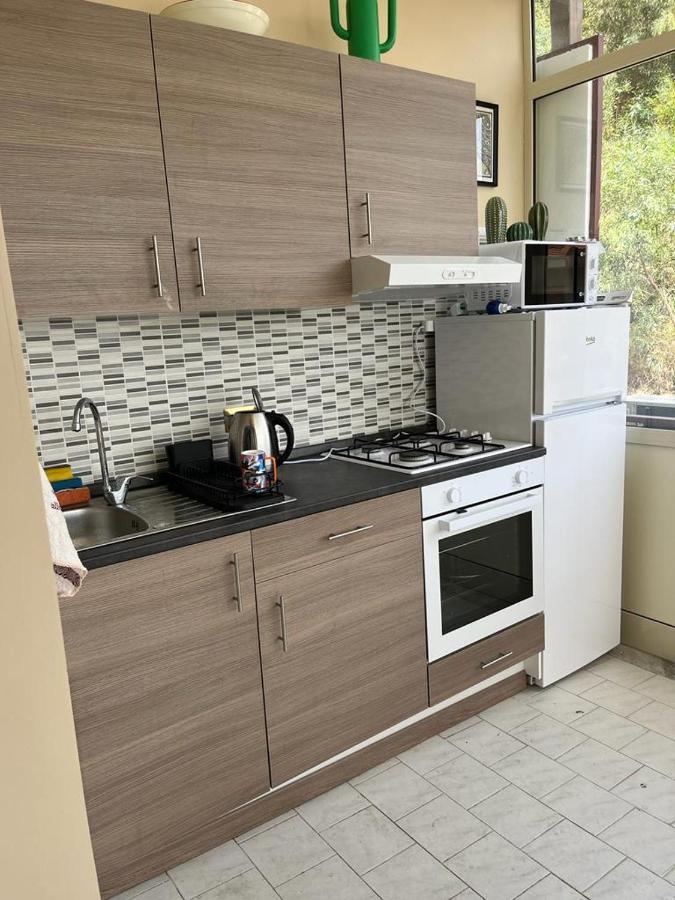 Casa Vacanze Luna Apartment เลโตยานนี ภายนอก รูปภาพ