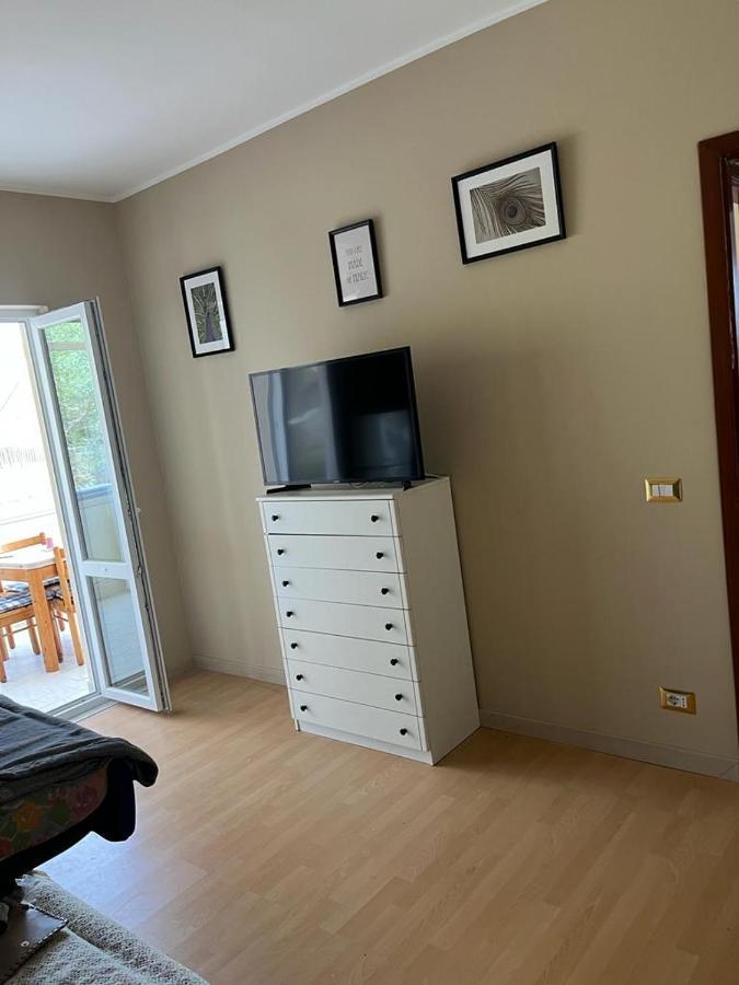 Casa Vacanze Luna Apartment เลโตยานนี ภายนอก รูปภาพ